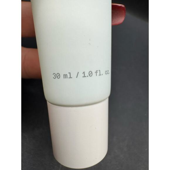 NWT r.e.m. beauty lunar magic blurring primer- Full size NO BOX - Picture 3 of 5